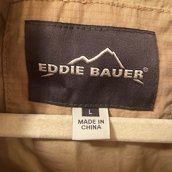 Eddie Bauer Vest😊 - Picture 5 of 12